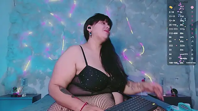 emmajohnss (F young) - Giant squirting tsunami!! 🌊