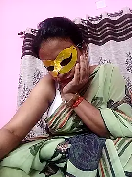 gullapi - Gullapi's free webcam - UK Sex Cams