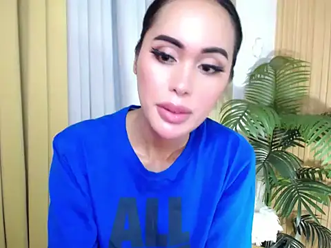 HeavenlyStarlight live sex cam