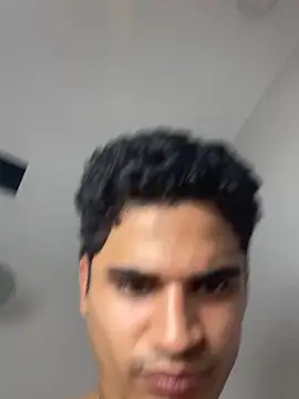 jhoanandscarlet (Ask my age) - Lick nipples 👅💦