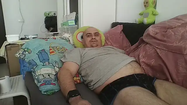 vitalik66679 - Vitalik66679's free webcam - UK Sex Cams