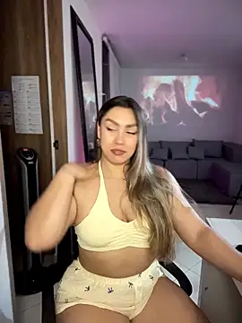 Im_sophiie live sex cam