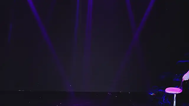 美女Xingkong-Girl在线直播