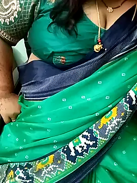 your-sameera (F milf) - Bra and panty in public