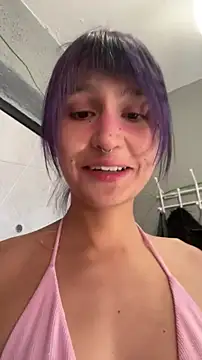 bigbabykiki - Bigbabykiki's free webcam