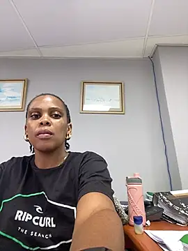 031bubbles - 031bubbles's free webcam