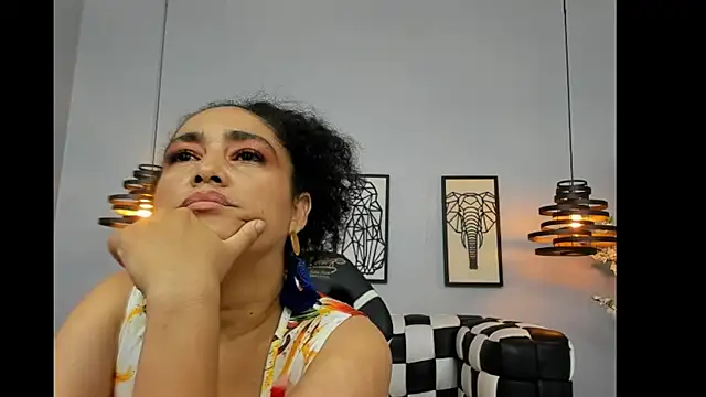 bianca_millf - Bianca_Millf's free webcam