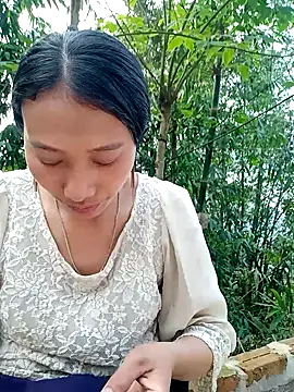 leiley_98 - Leiley_98's free webcam