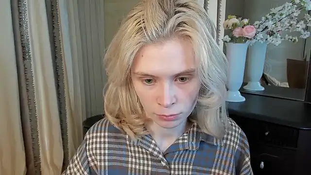 carleysuski - CarleySuski's free webcam