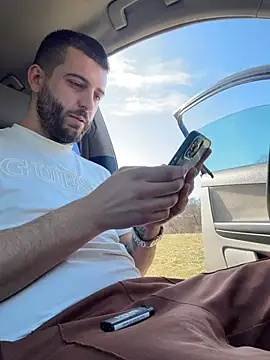 pablo_hornyguy95 - Pablo_Hornyguy95's free webcam