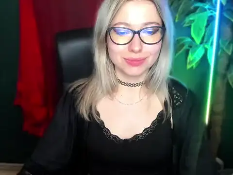 loveheidi - LoveHeidi's free webcam