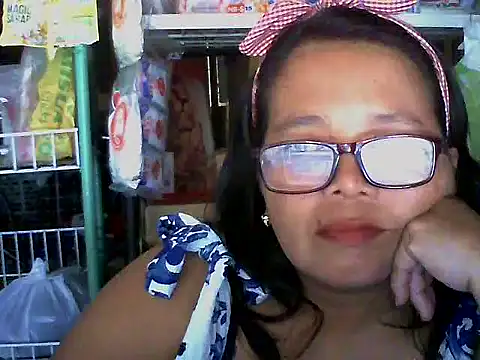 flowerblossom123 - Flowerblossom123's free webcam