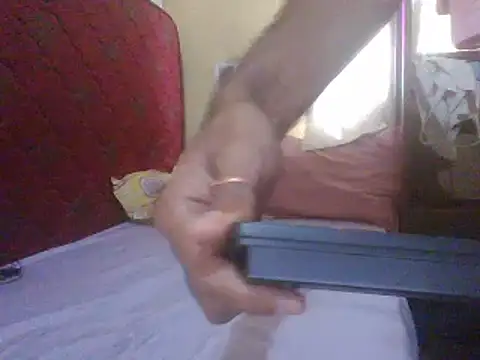 sub_slave_indi (Ask my age) - nude push ups