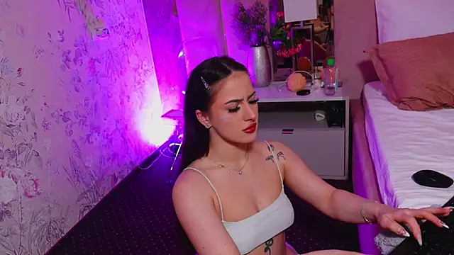 lucylextonx - LucyLextonX's free webcam