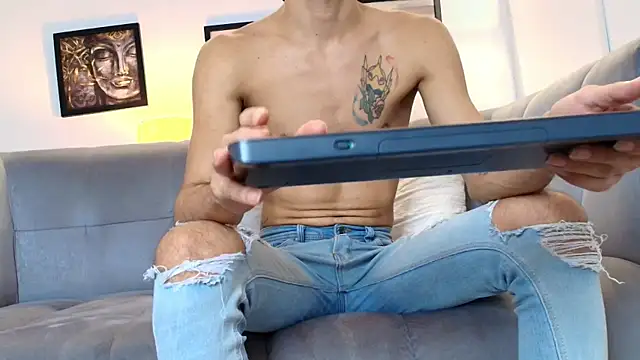 pretty_cock1 - PRETTY_COCK1's free webcam - UK Sex Cams