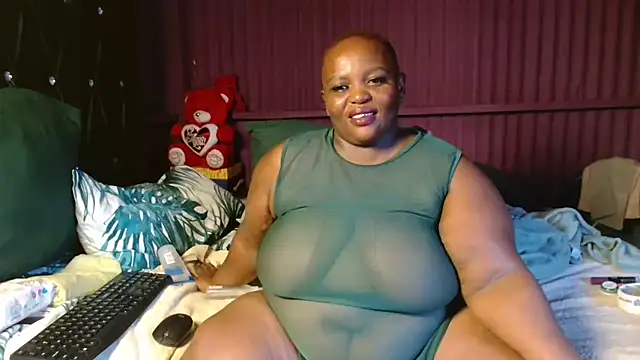 bustyboobs02xx - Bustyboobs02xx's free webcam - UK Sex Cams