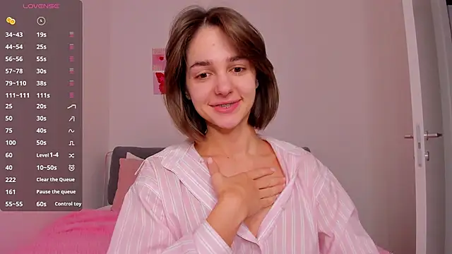 judyangil - JudyAngil's free webcam - UK Sex Cams