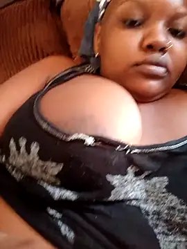 queennapal - Queennapal's free webcam - UK Sex Cams