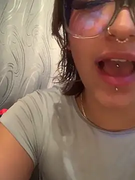 LilithMonette live sex cam