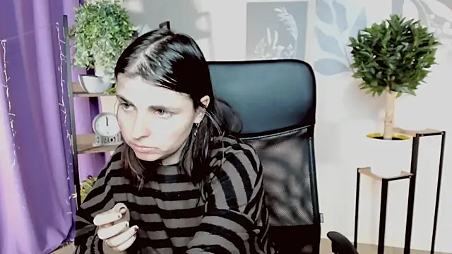 martaedams - MartaEdams's free webcam