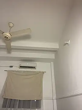 Webcam Model (Nhefertary)  is live.Free join now!