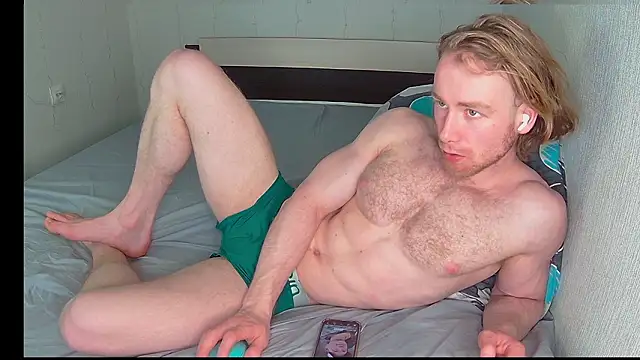 snow-bars77 - Snow-Bars77's free webcam - UK Sex Cams