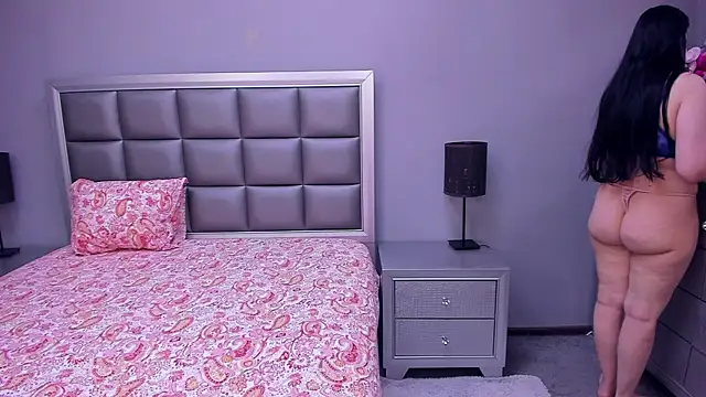 HellennSweet live sex cam