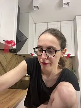 martiniiselenna - MartiniiSelenna's free webcam - UK Sex Cams