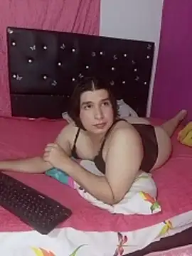 kaissydoll - Kaissydoll's free webcam - UK Sex Cams