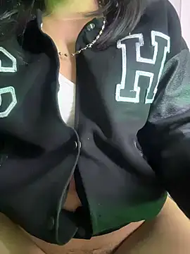 _queen_love2 - _Queen_love2's free webcam - UK Sex Cams