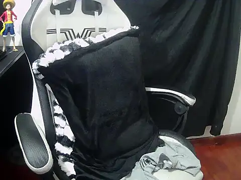 crixus11111 - Crixus11111's free webcam - UK Sex Cams