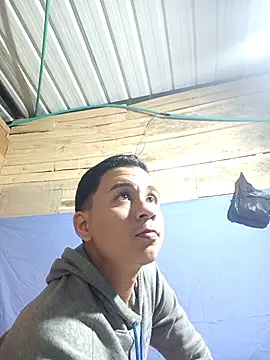 Emyli_Liam live sex cam