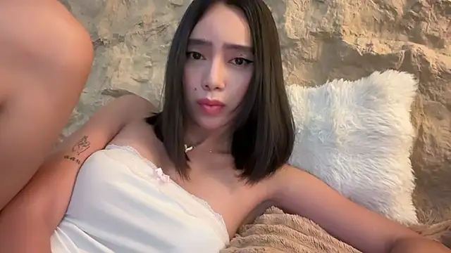GenesisCastillano live sex cam