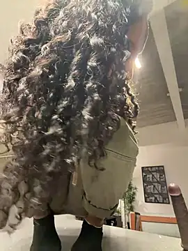 your_paris (F young) - Show my Boobs to my friends