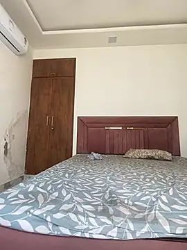 Webcam Model (ishu_girls)  is live.Free join now!