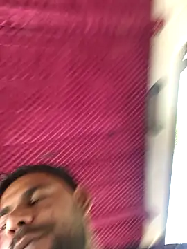 akshat234556 (M young) - Bhai yar 3500 ka jugaad karwa do yar🥺