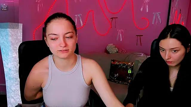 miki-niki live sex cam