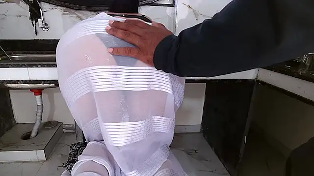 miss_sanika (Ask my age) - PUSSY FINGERING