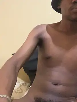 bigandbeaut - BigAndBeaut's free webcam - UK Sex Cams