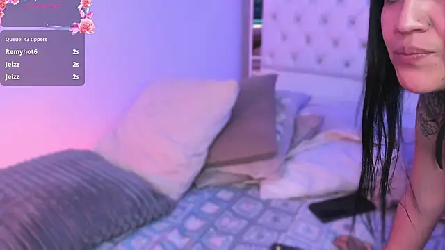 valery-dreams - Valery-Dreams's free webcam - UK Sex Cams