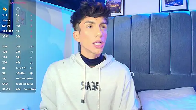 erick_velveth - Erick_Velveth's free webcam - UK Sex Cams