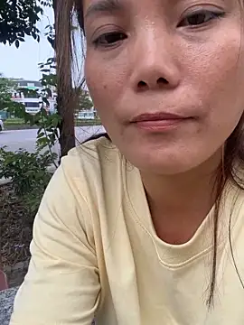 play_softly (F milf) - Cum now