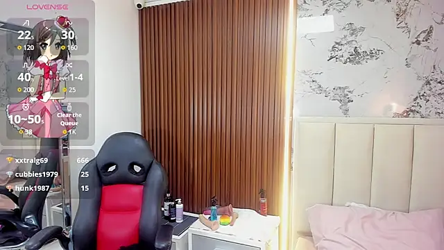 lolamaxi - LOLAMAXI's free webcam - UK Sex Cams