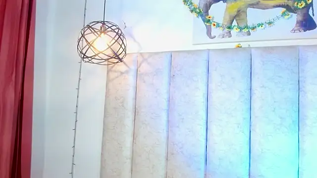 madissonrousecs - Madissonrousecs's free webcam - UK Sex Cams