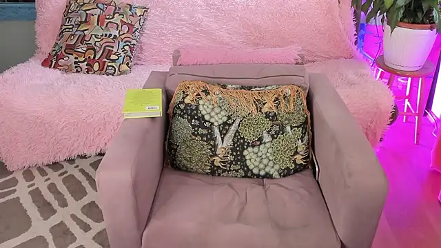 PeppeRage_ live sex cam