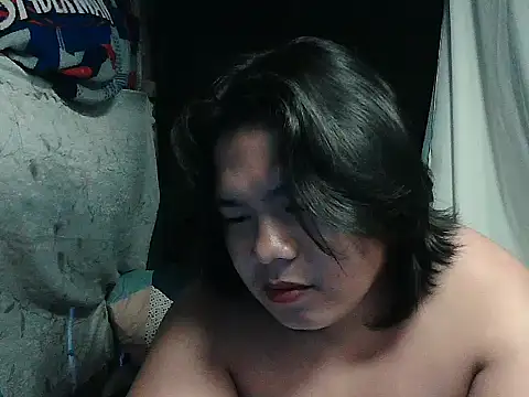 huntrix2025 (M twink) - my goal is to make horny everyone in pvt