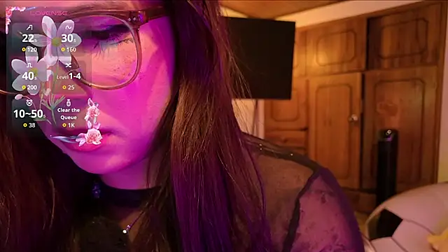 yuri_stars - Yuri_Stars's free webcam - UK Sex Cams