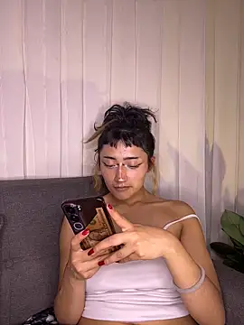 baby_akuma - Baby_akuma's free webcam - UK Sex Cams