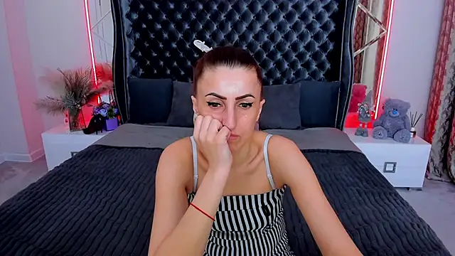 rebecca_diamond - Rebecca_Diamond's free webcam