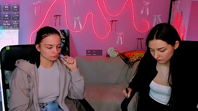 miki-niki live sex cam